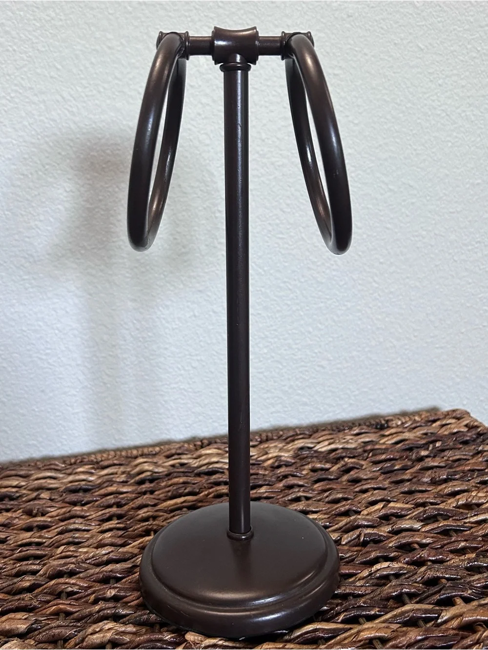 Metal Adjustable Brown Vertical Hand Towel Stand Bathroom Accessory